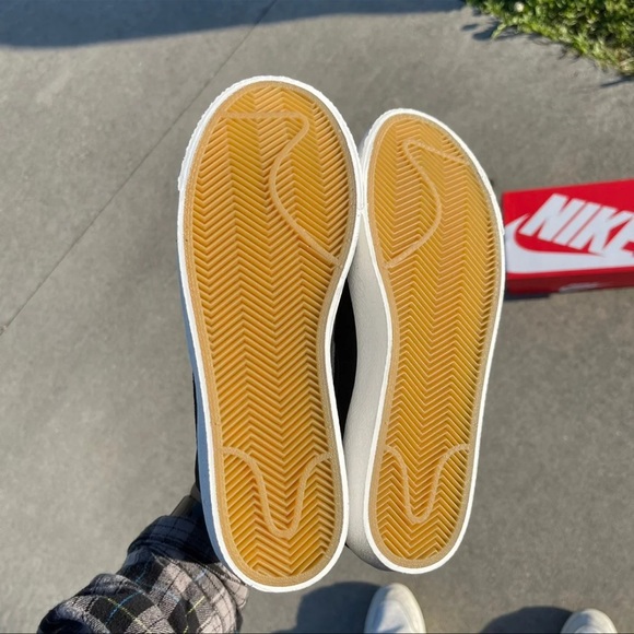 Nike Blazer Black - Picture 9 of 11